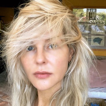 Chantal Janzen - Playboy and Event Shoots Collection in cjanzenfann_2776538651951074763_3421714431.jpg - hidden celebrity photo